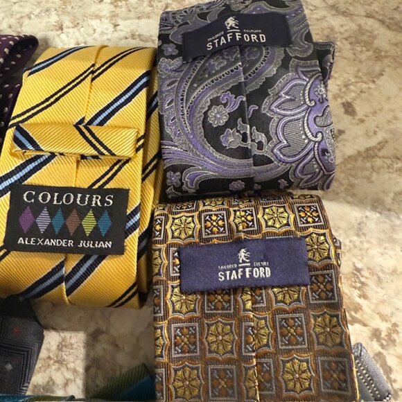 Lot of 12 Designer Neckties: Stafford, Saddlebred, Colours, Mashiko, Madison - Picture 10 of 10